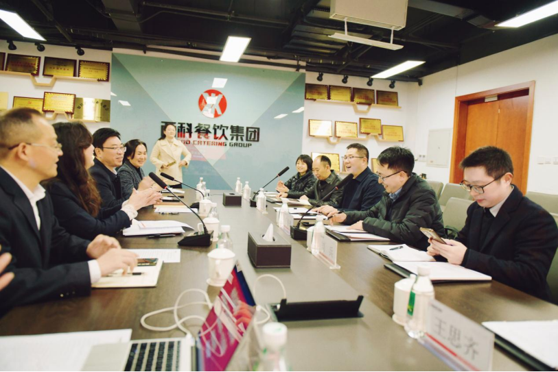 共筑协同育人平台，开启校企相助新篇：西南科技大学经济治理学院副院长郭四代一行到pp电子餐饮集团交流座谈